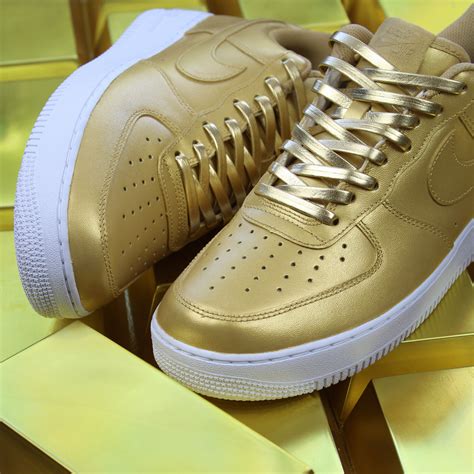 nike air force farbiges nike zeichen|air force 1 sneaker gold.